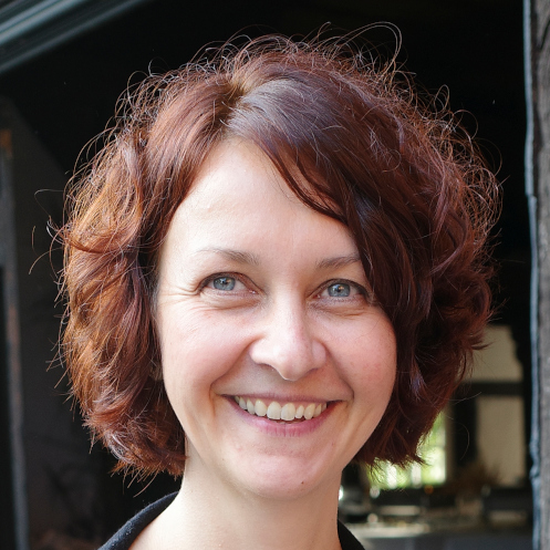 Katrin Meine bietet psychologische Beratung, Coaching und Kurse für Entspannung und Achtsamkeit Portrait Katrin Meine